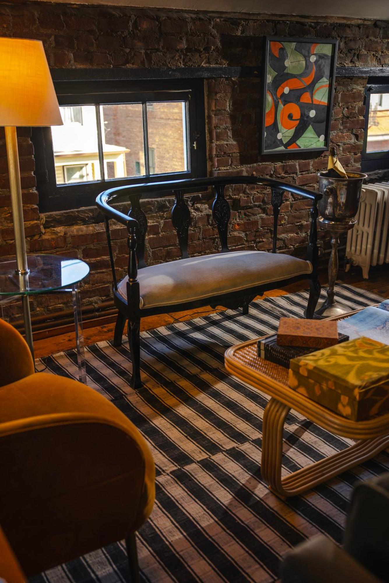Bed and Breakfast Kingston Carriage House Экстерьер фото
