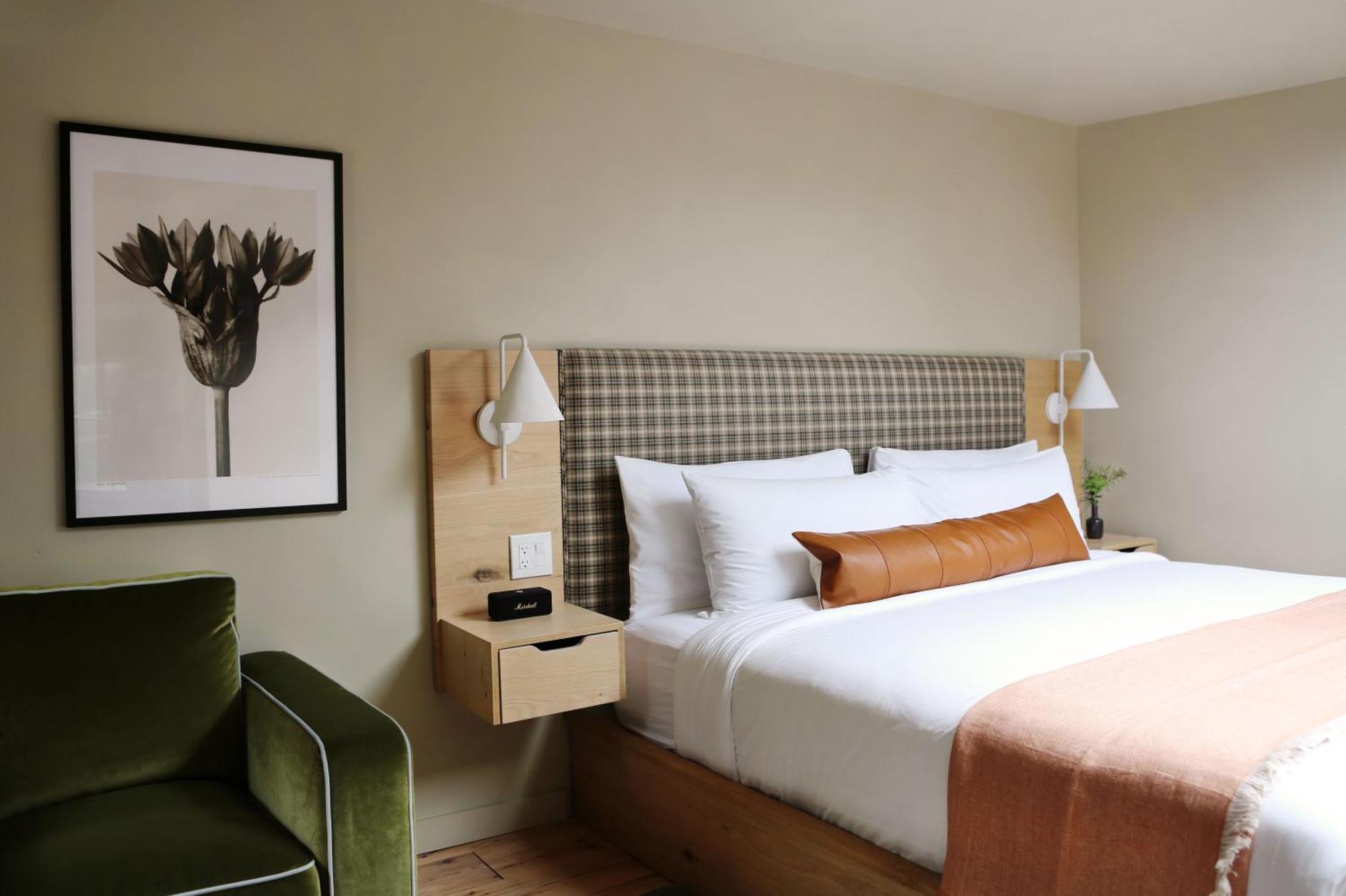 Bed and Breakfast Kingston Carriage House Экстерьер фото