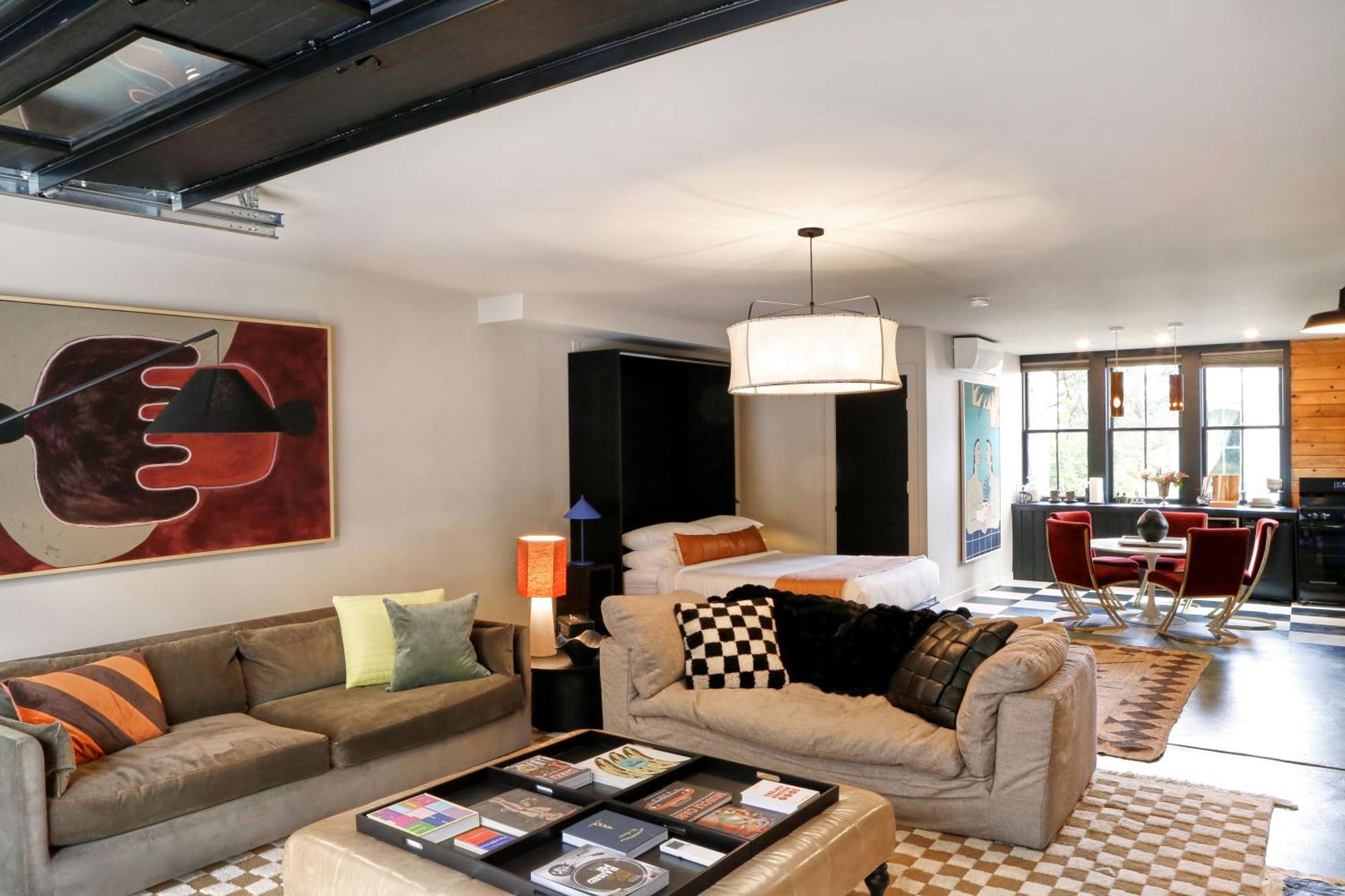 Bed and Breakfast Kingston Carriage House Экстерьер фото
